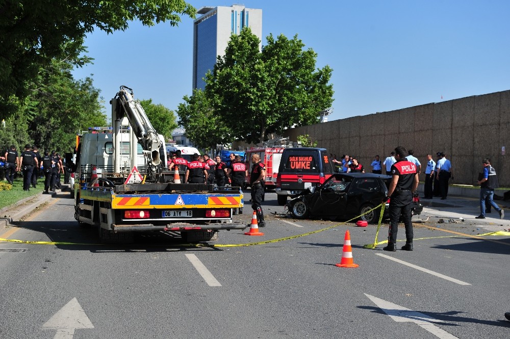Ankarada Feci Kaza: 9U Ağır 17 Yaralı