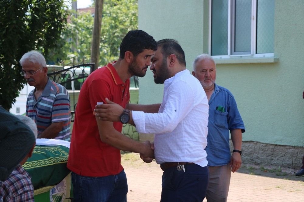 Havuz Faciasında Ölenler, Son Yolculuğuna Uğurlandı