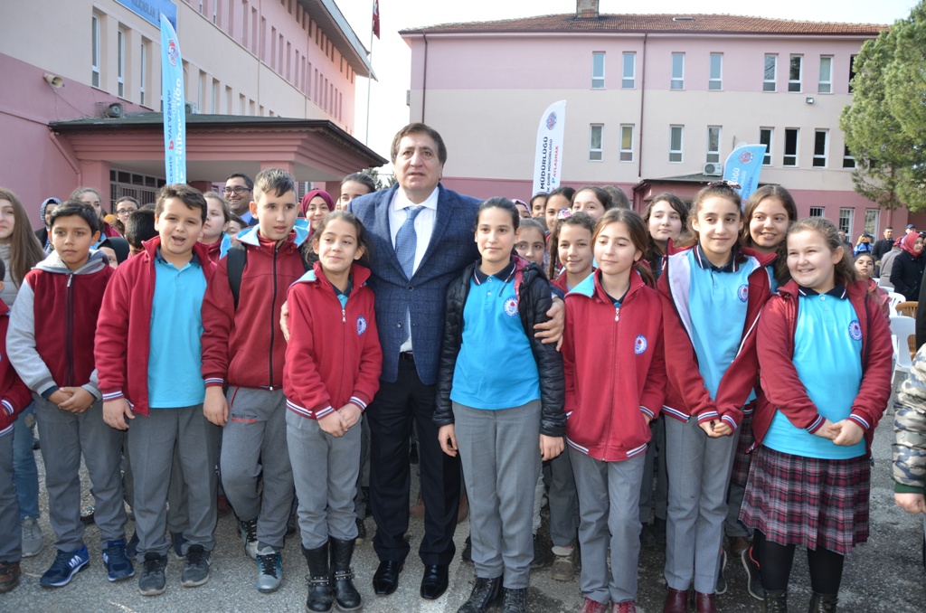 Bursa'da şehit polisin adı kütüphanede yaşayacak