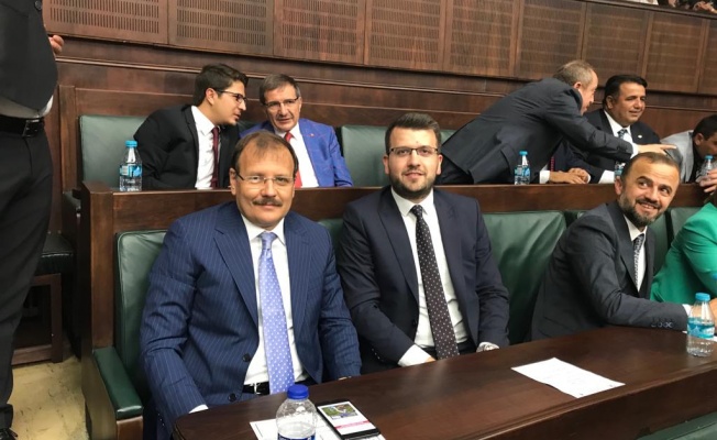 AK PARTİLİ GENÇLERE BURSA VEKİLLERE ZİYARET