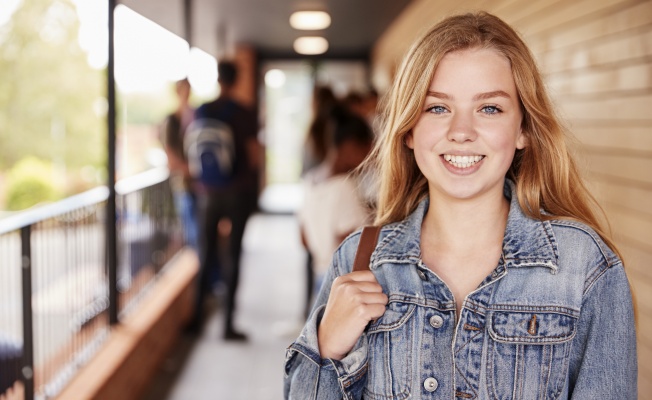 ​Lise öğrencilerinde 20’lik dişlere dikkat!
