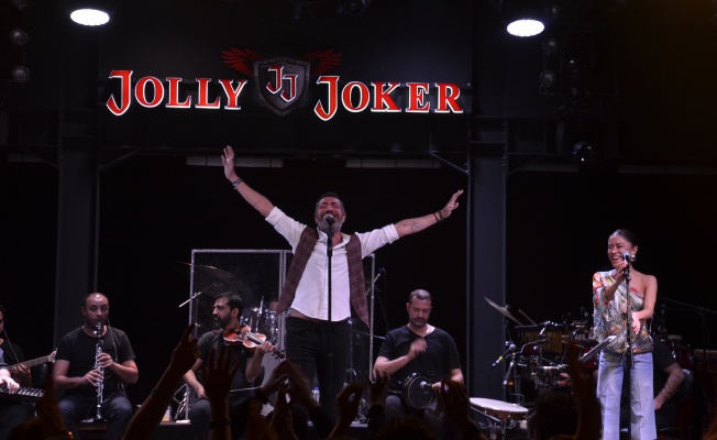 JOLLY JOKER İSTMARİNA'DA ARABESK GECESİ