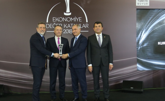 ERİKLİ , 7'NCİ KEZ EKONOMİYE DEĞER KATAN ŞİRKET ÖDÜLÜ'NÜN SAHİBİ OLDU