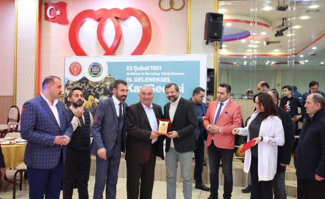 BAŞKAN MUSTAFA IŞIK : “BİZ TÜM RENKLERİMİZLE BÜYÜK VE GÜZEL BİR AİLEYİZ”