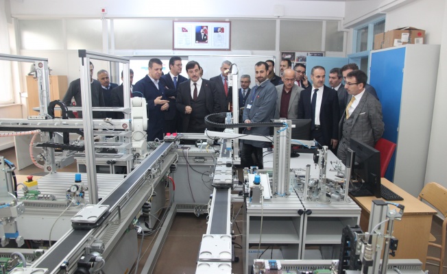BURSA’DA MESLEKİ EĞİTİM ÇITASI YÜKSELİYOR