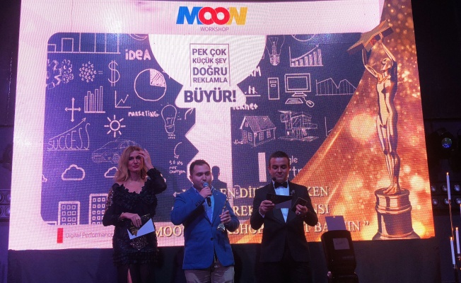 SANATÇILARIN REKLAMCISI MOON WORKSHOP YILIN EN İYİ DİJİTAL REKLAM AJANSI ÖDÜLÜNÜ ALARAK ANTALYA’YI GURURLANDIRDI!