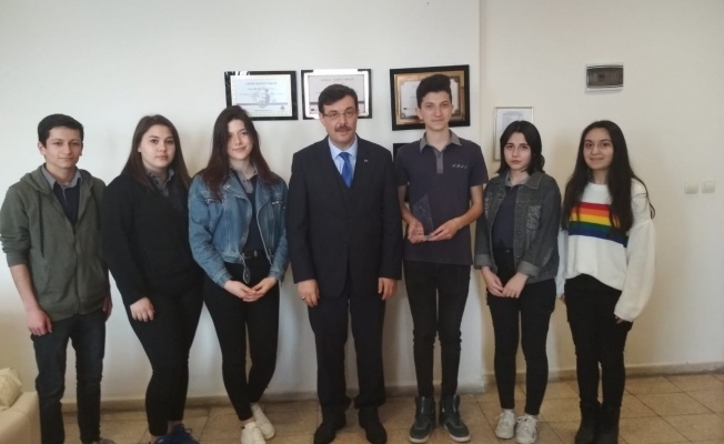 HAYAL ETTİLER BAŞARDILAR