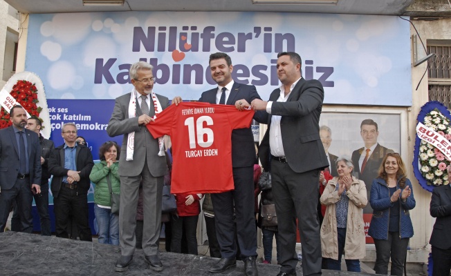 NİLÜFER'İN KALBİ FETHİYE'DE ATIYOR