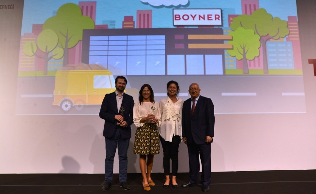 BOYNER’İN “İYİLİĞE DÖNÜŞTÜR” PROJESİNE ALTIN PUSULA ÖDÜLÜ