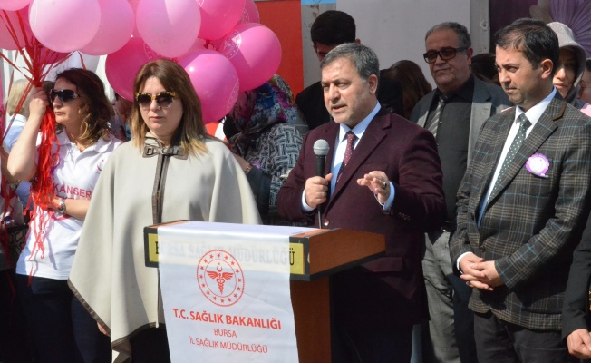 CUMHURİYET CADDESİ’NDE ‘KANSER FARKINDALIK’ YÜRÜYÜŞÜ