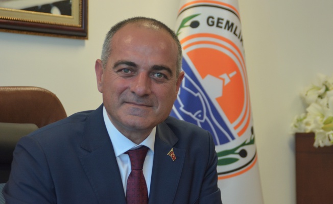 GEMLİK BELEDİYE BAŞKANI MEHMET UĞUR SERTASLAN, 1 MAYISI KUTLADI