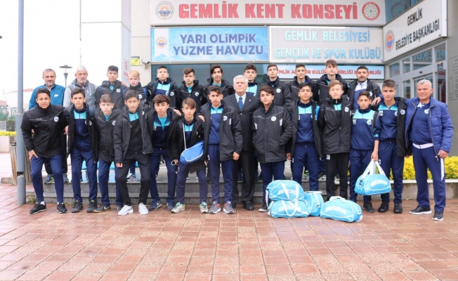 GEMLİK BELEDİYESPOR TÜRKİYE ŞAMPİYONASINDA