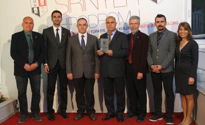 TSYD İZMİR KOŞUSU STEEL RUNNER’IN