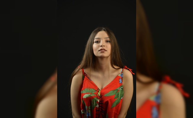 YAŞI KÜÇÜK OYUNCULUKTA HEDEFLERİ BÜYÜK