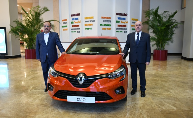 BURSA VALİSİ YAKUP CANBOLAT, OYAK RENAULT İŞÇİLERİ İLE İFTAR YAPTI.