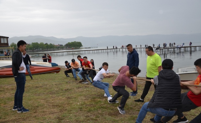 GELENEKSEL KIRGIZ ŞENLİĞİ İZNİK’TE GERÇEKLEŞTİ