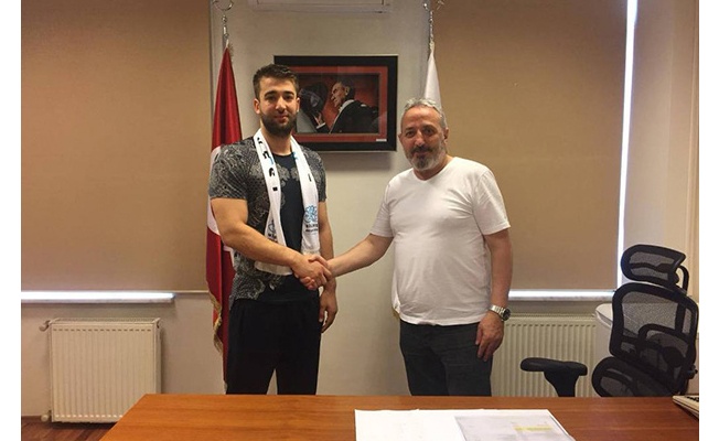 NİLÜFER HENTBOLDA İLK TRANSFERLERİNİ YAPTI