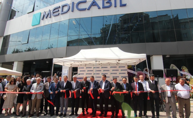 ÖZEL MEDICABIL HASTANESİ YENİ HİZMET BİNASI AÇILDI