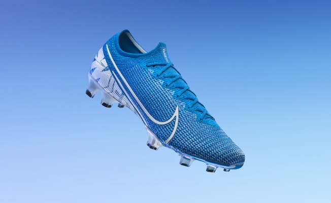 NIKE YENİ KRAMPONU 2019 MERCURIAL 360’I TANITTI