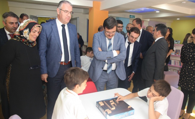 ĞRENCİLERİN HAYALLERİ (Z) KÜTÜPHANE İLE ZENGİNLEŞECEK