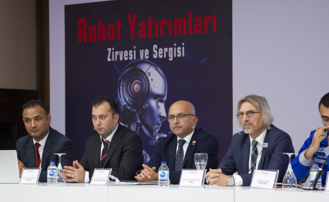 PAMUK ŞEKERİ YAPAN JAPON ROBOT ÜRETİM SANAYİSİNİN DE SAĞ KOLU