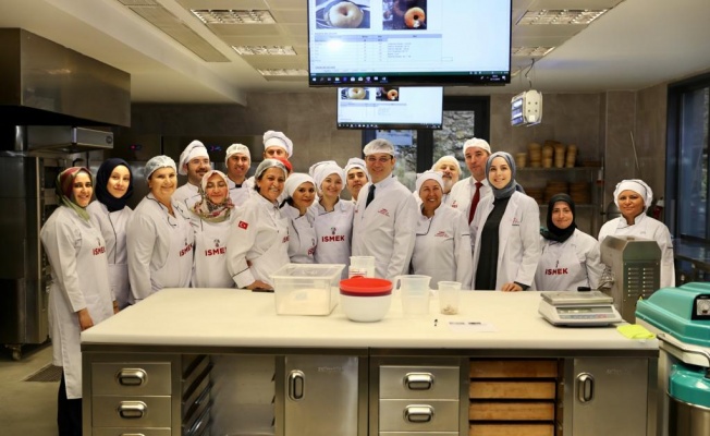 İMAMOĞLU’NDAN “İSMEK’LER KAPATILIYOR” İDDİASINA SON NOKTA: “DAHA FAZLA İNSANA HİZMET EDEN BİR KURUMA DÖNÜŞECEK VE VERİMLİLİĞİ ARTACAK”