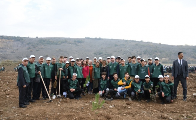 İNEGÖL’DE 15 BİN FİDAN TOPRAKLA BULUŞTU