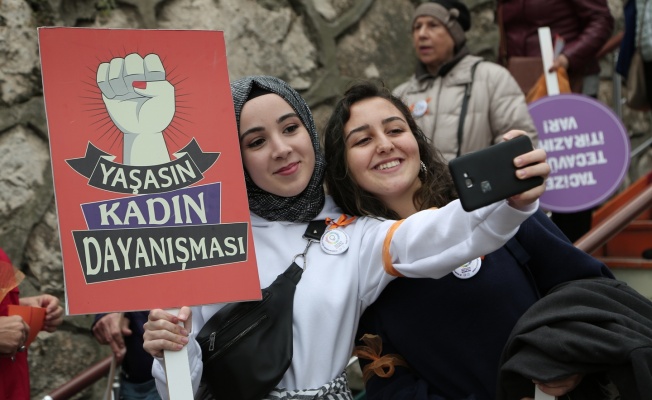 KADININ SESİ NİLÜFER'DE YANKILANDI