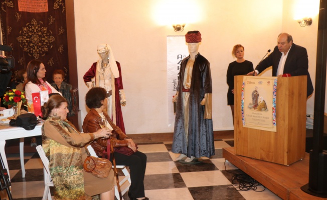 OSMANLI'DA YAHUDİ KIYAFETLERİ' SERGİSİ İZMİR’DE AÇILDI 500 YILLIK TARİH İZMİRLİ SANATSEVERLERLE BULUŞUYOR