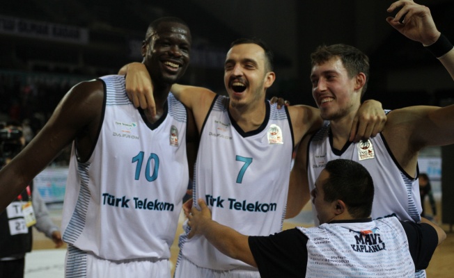 TÜRK TELEKOM HAFTAYI GALİBİYETLE KAPATTI: 80-62