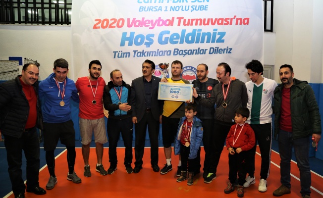 EĞİTİM-BİR-SEN 2020 VOLEYBOL TURNUVASI GÖZ DOLDURDU