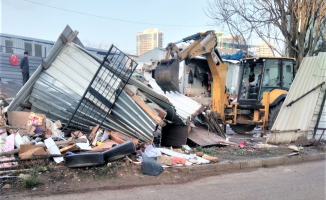 Stadyum Çevresinde Hurda Temizliği