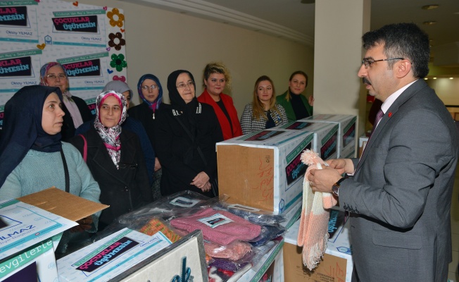 MUŞLU ÇOCUKLARA ANNE ŞEFKATİ
