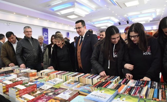 MUSTAFAKEMALPAŞA'DA KİTAP GÜNLERİNE YOĞUN İLGİ