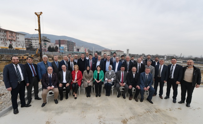 Muhalefetten Osmangazi Meydanı’na Tam Destek