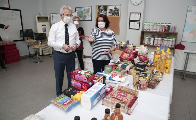 NİLÜFER'DE İHTİYAÇ SAHİPLERİ İÇİN "DAYANIŞMA MARKETİ