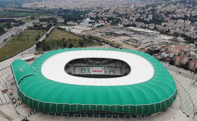 Onur Market  Timsah Arenada Yerini Aldı
