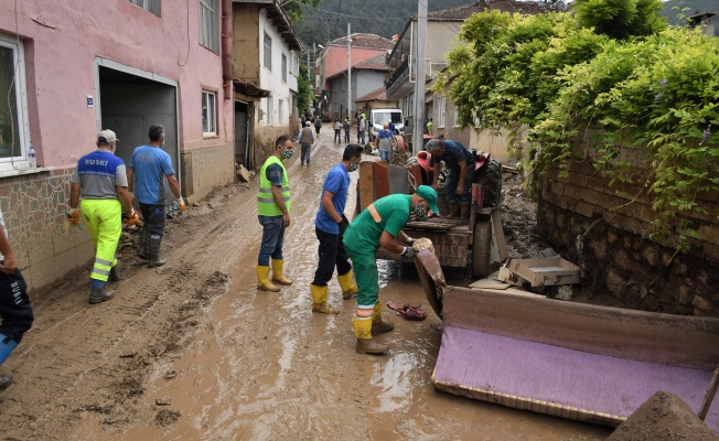 Osmangazi Belediyesi Felaketin Yaralarını Sarıyor