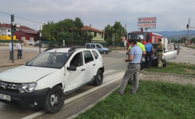 İnegöl'de trafik kazası: 1 yaralı