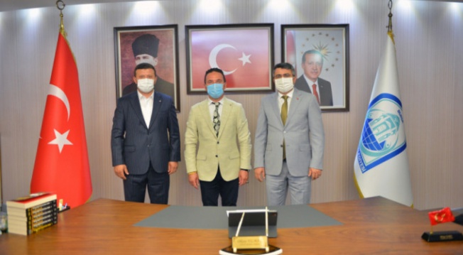 Başkan Yılmaz, Bursa Milletvekili Atilla Ödünç'ü ağırladı