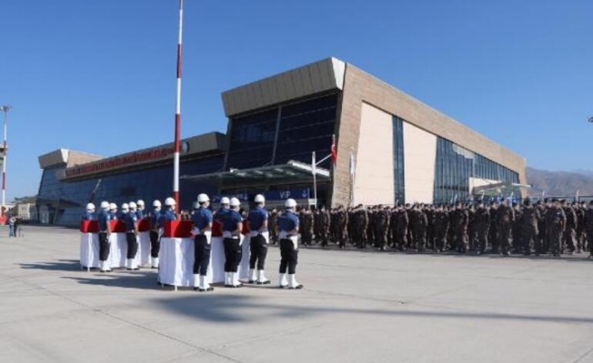 Hakkari'de 2 özel harekat polisi şehit oldu