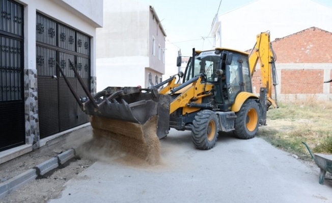 İnegöl'de sokaklar sil baştan düzenlendi