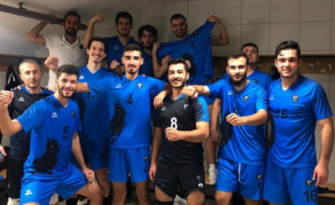 Karacabey Belediyespor'da liderlik sevinci yaşanıyor