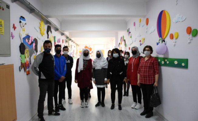 Bursa'da sığınmacı öğrenciler mesleki ve teknik eğitimle uyum sağlayacak