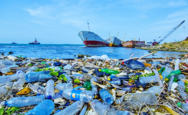 2021 yılında 10 ton plastiğin denizlere ve toprağa karışmasını engelleyecek