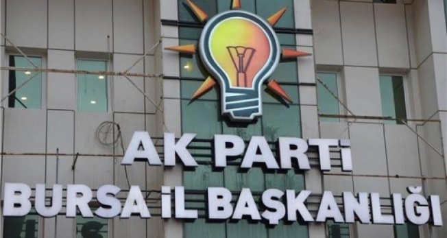 AK PARTİ  BURSA YENİ  İL BAŞKANININ BELİRLENMESİ PAZARTESİ GÜNÜNE KALDI