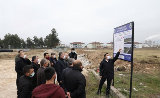 İnegöl'de Alanyurt futbol sahasının yapımına başlandı