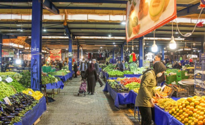 Karacabey'de pazar yerlerine karantina düzenlemesi