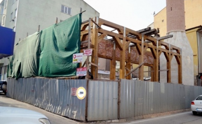 Bursa'da 300 yıllık cami onarılmayı bekliyor