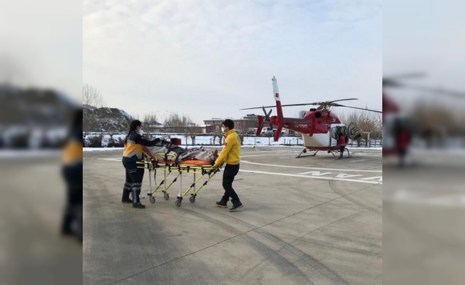 Bursa'da helikopter ambulans bu kez 78 yaşındaki hastayı taşıdı